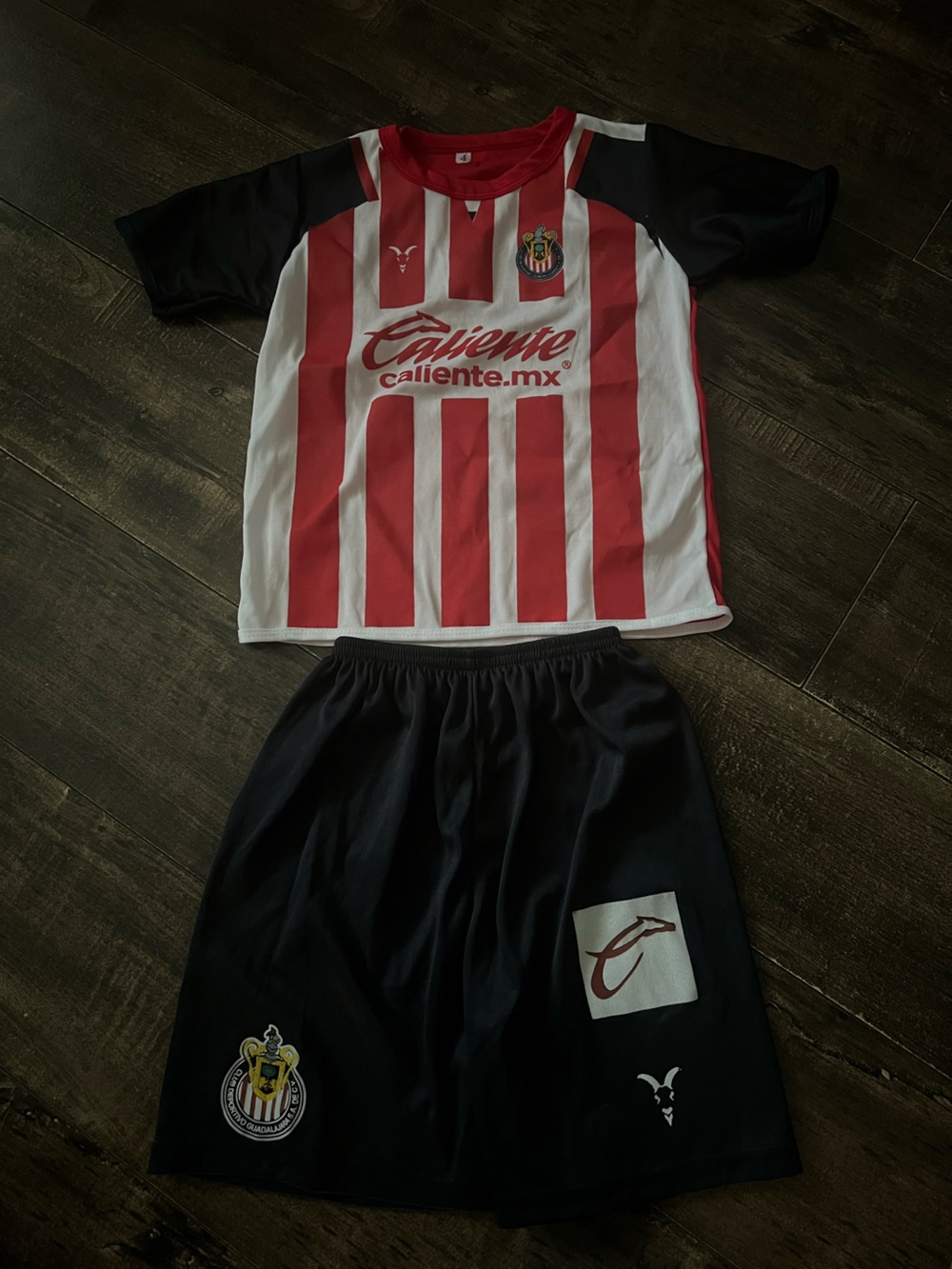Kids chivas set